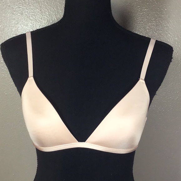 H&M Other - H&M t shirt bra